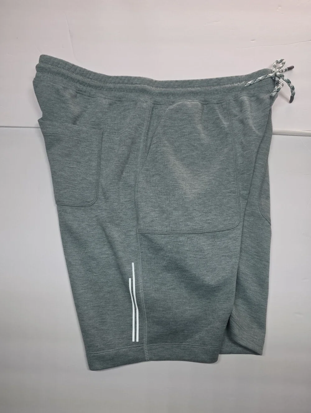 Men's Kenneth Cole Shorts Large  Tech Jogger Scuba Shorts Teal
